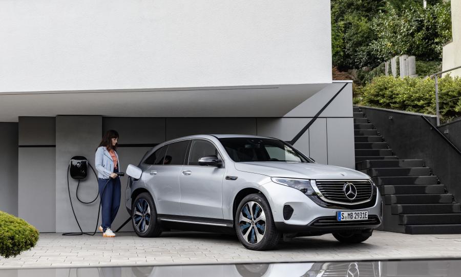  Mercedes-Benz EQC400 4Matic (N293) 2019 года  (WW) (фото 25 из 202)